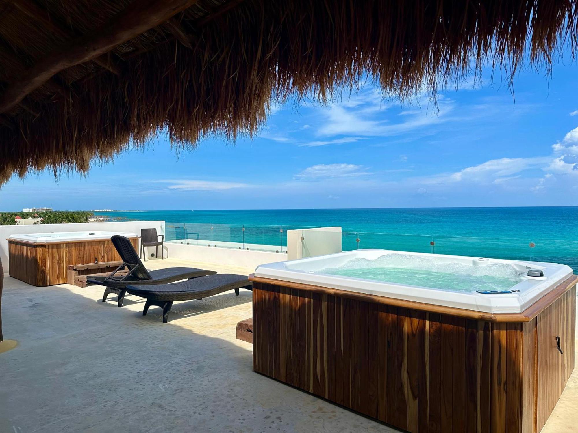 Angelina 28 Beachfront And Family Apartments - Modern And Relaxing Long Stays - 20 Min From Cancun Airport Puerto Morelos Kültér fotó